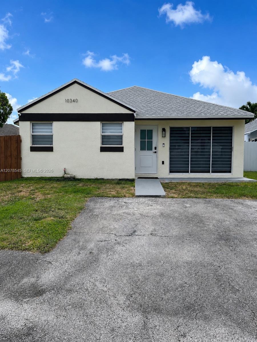 10340 SW 207th St, Cutler Bay FL 33189