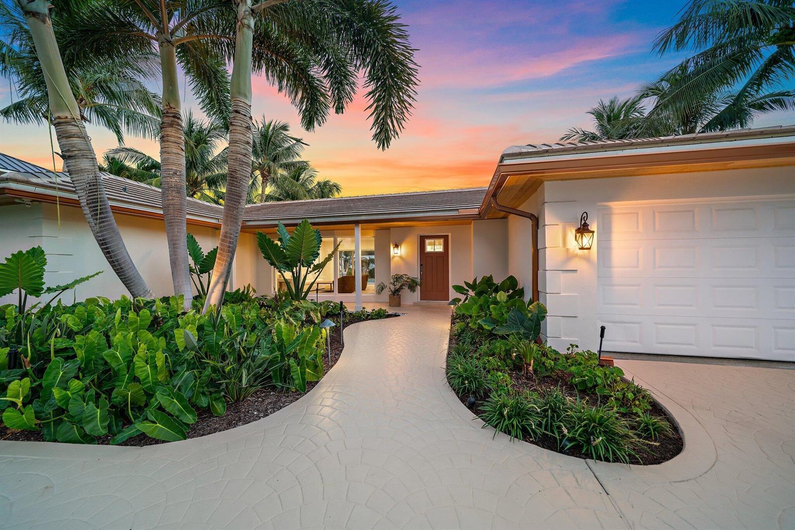 1051 Coral Way, West Palm Beach FL 33404 photo 2