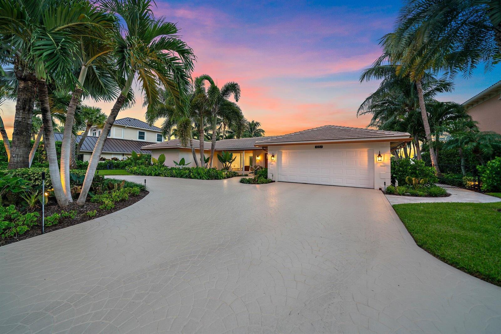 1051 Coral Way, West Palm Beach FL 33404 photo 4
