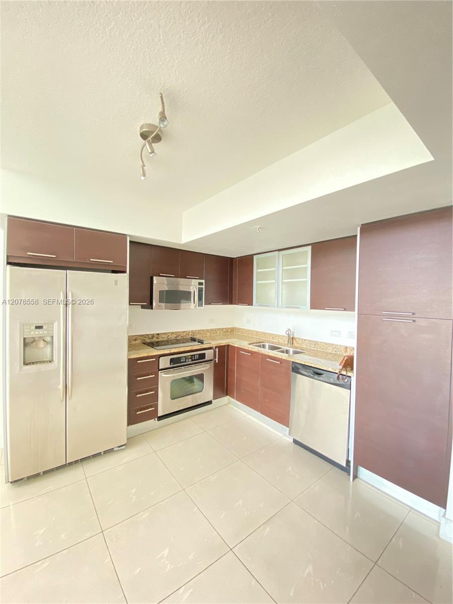 41 SE 5th St # 1109, Miami FL 33131 photo 5