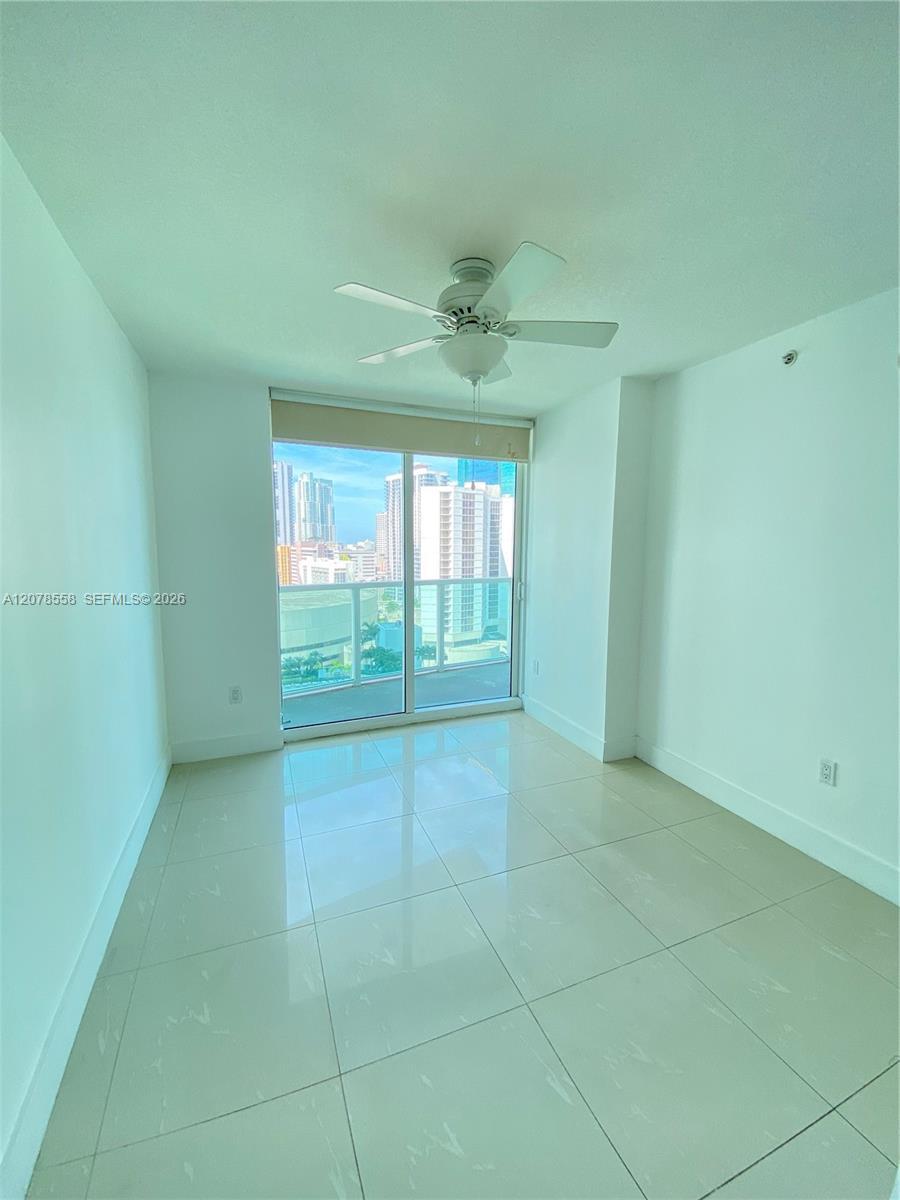 41 SE 5th St # 1109, Miami FL 33131 photo 4