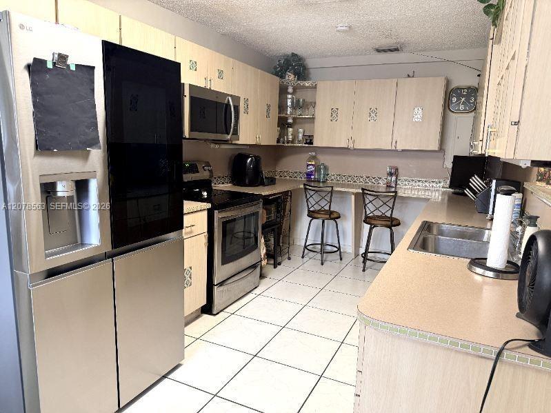 1340 W 36th St, Hialeah FL 33012 photo 5