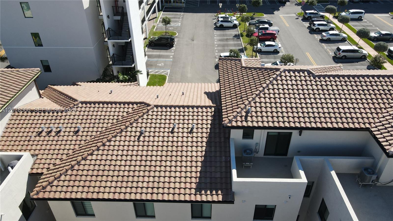 4242 NW 82nd Ave, Doral FL 33166 photo 4