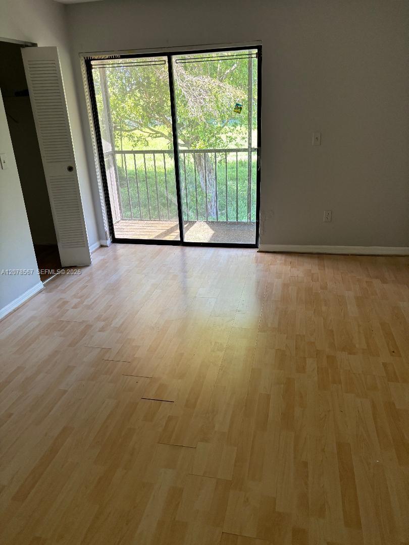1157 NE 210th Ter # 1157, Miami FL 33179 photo 3