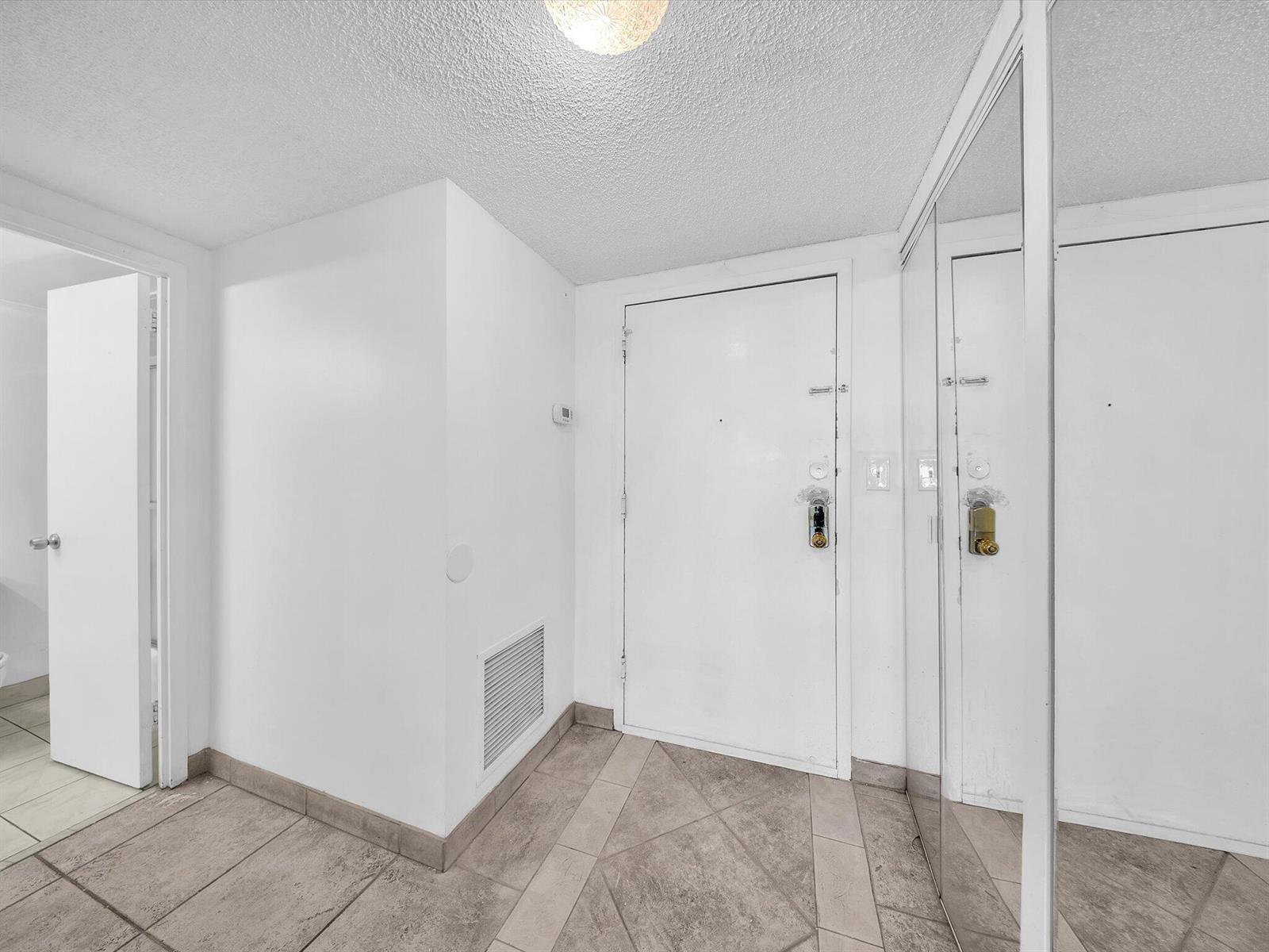 251 174th Street # 2310, Sunny Isles Beach FL 33160 photo 4