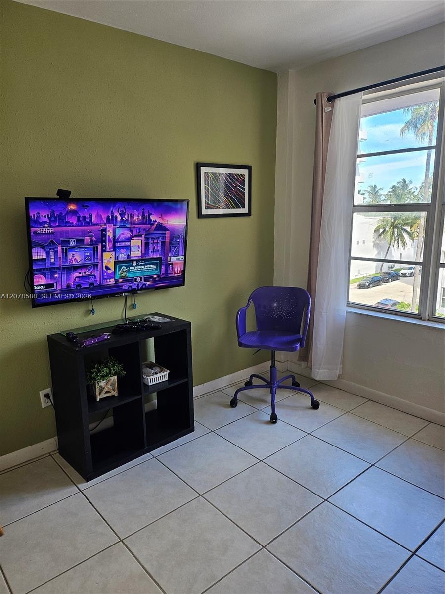 3030 Collins Ave # 4B, Miami Beach FL 33140 photo 5