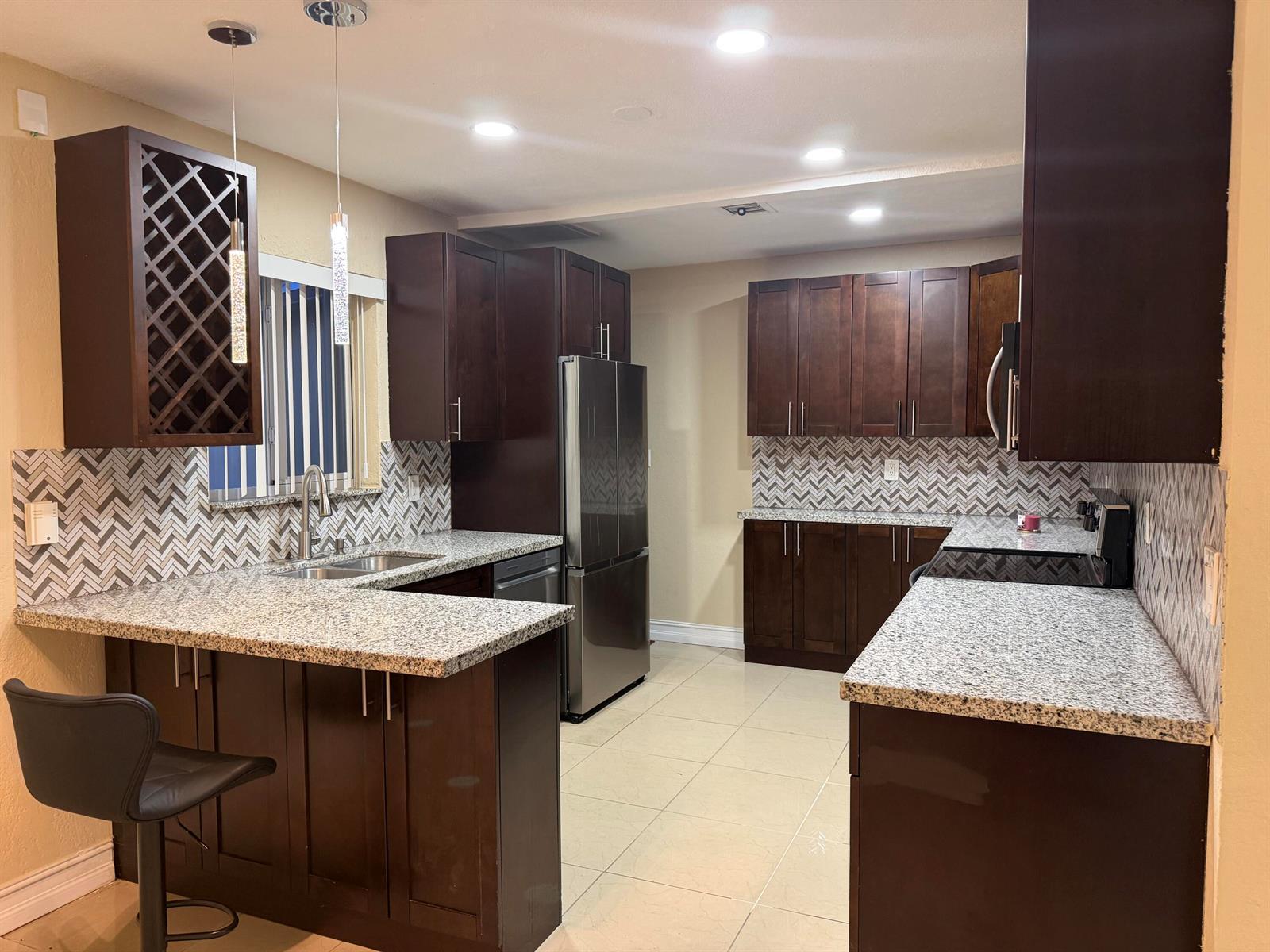4011 SW 28TH Street, West Park FL 33023 photo 3