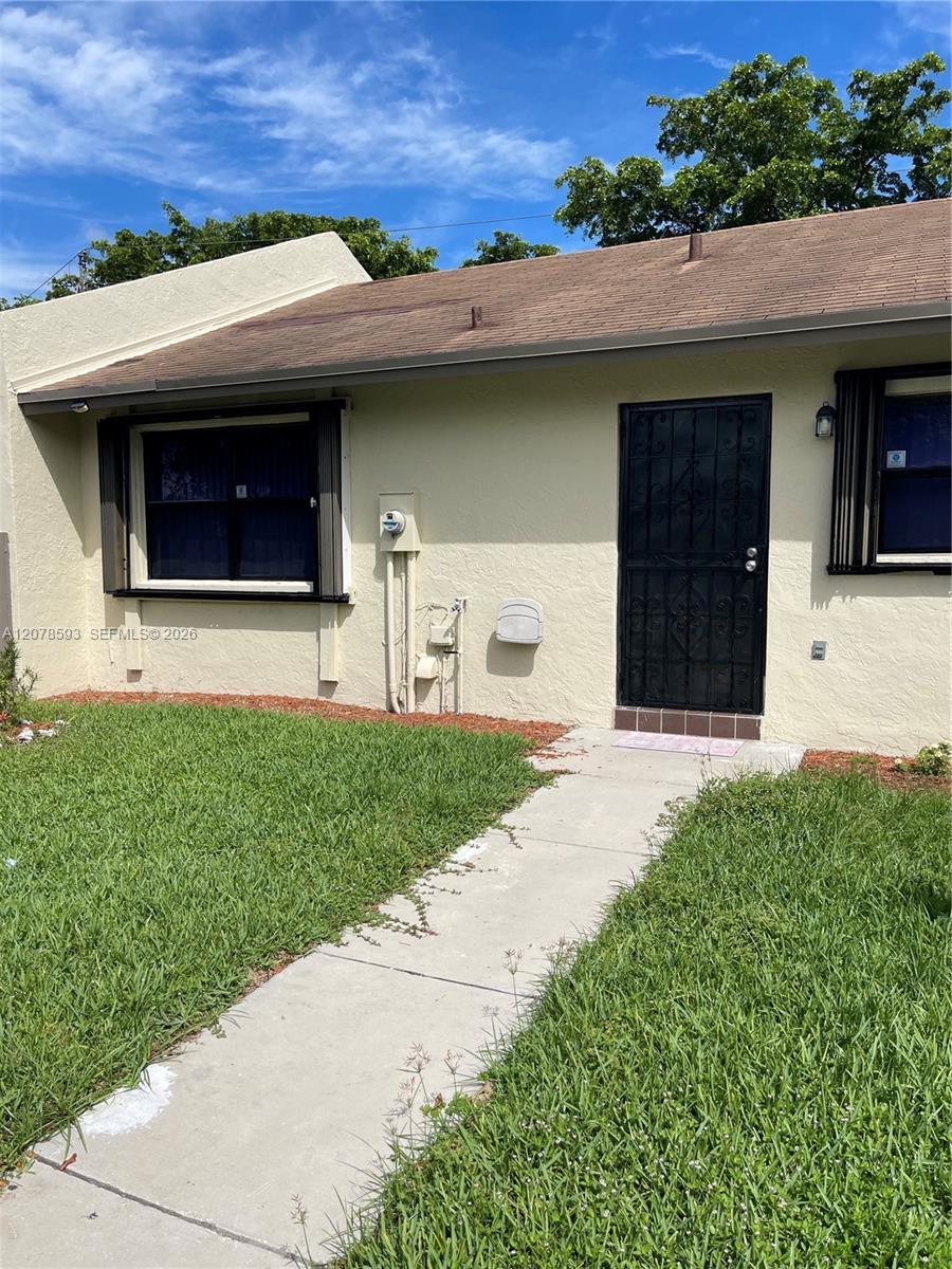 1441 Woodpecker St # 1441, Homestead FL 33035