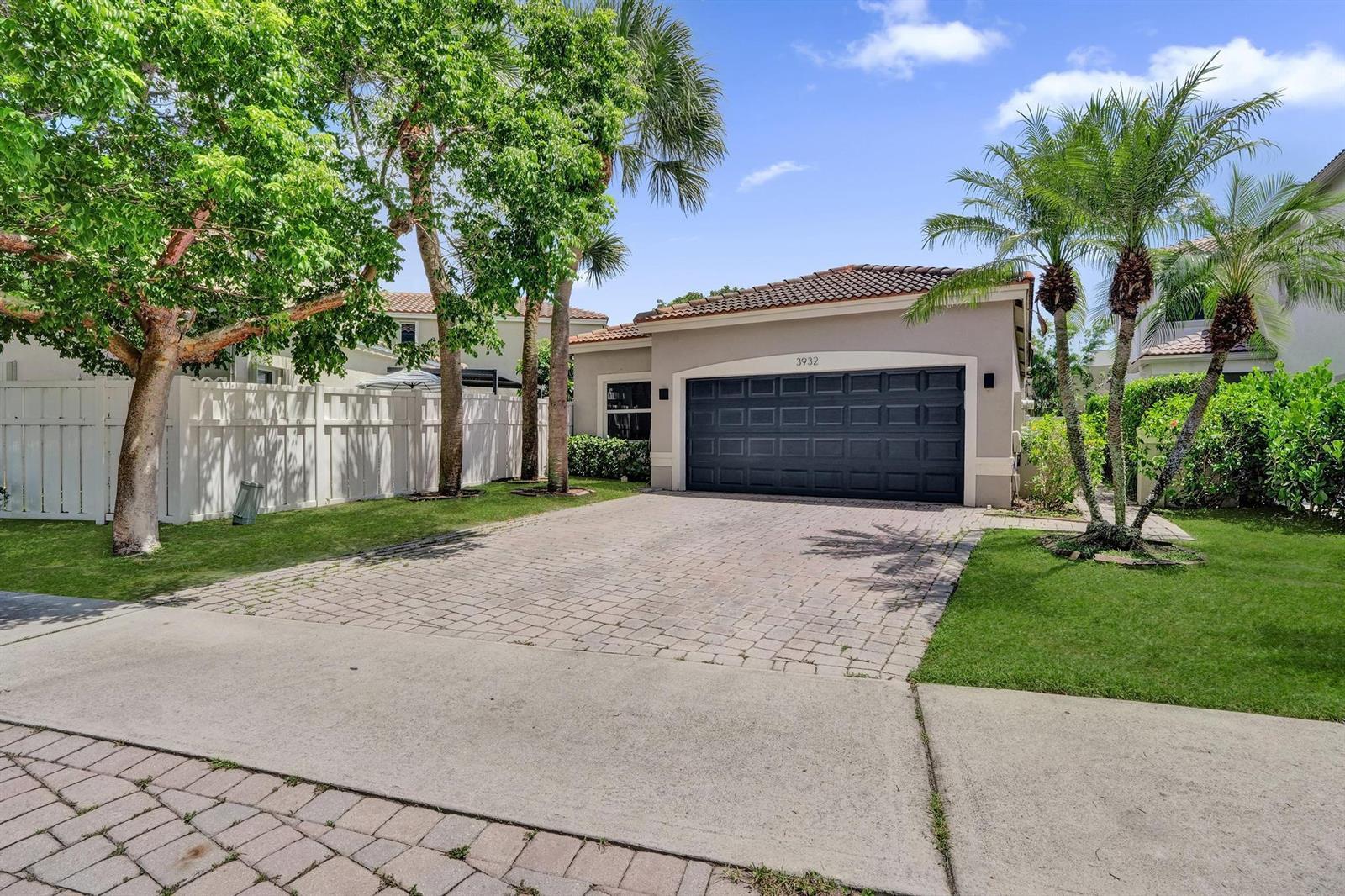 3932 NW 62nd Court, Coconut Creek FL 33073 photo 2
