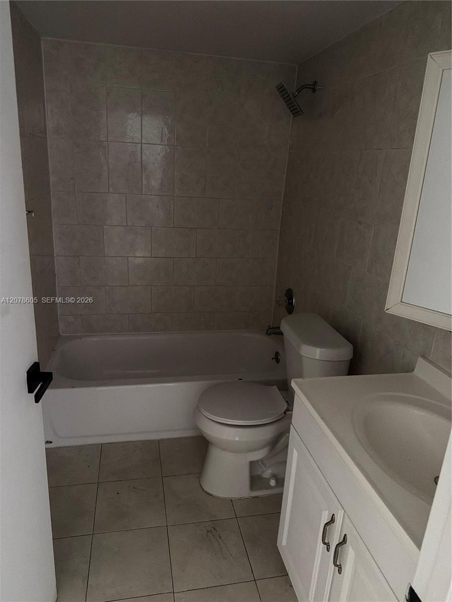 650 NE 149th St # 106F, Miami FL 33161 photo 5