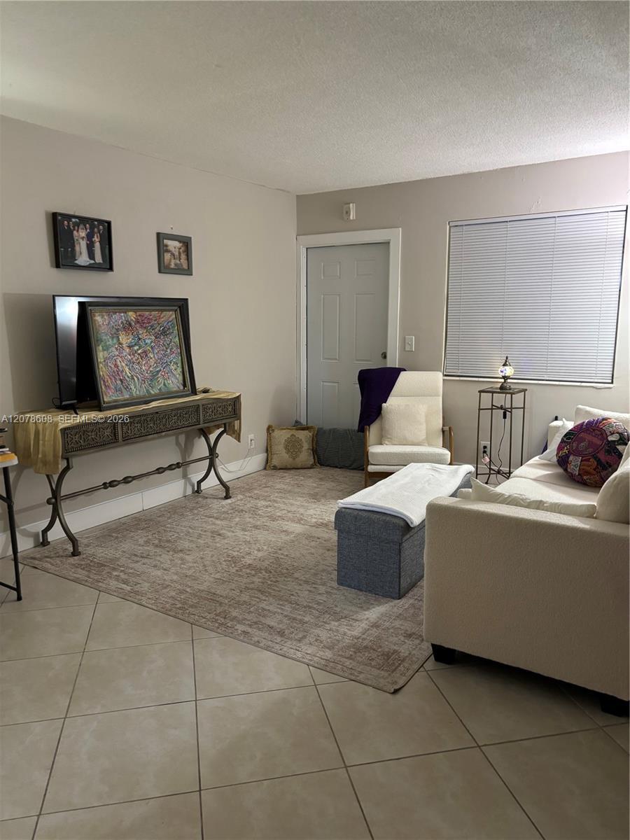 1100 NE 1st Ct # 102, Hallandale Beach FL 33009 photo 2