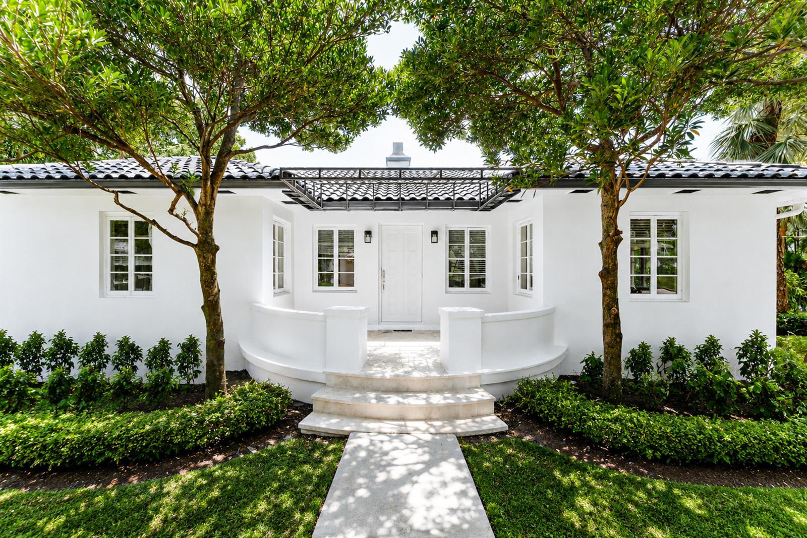400 E Royal Palm Road, Boca Raton FL 33432 photo 2