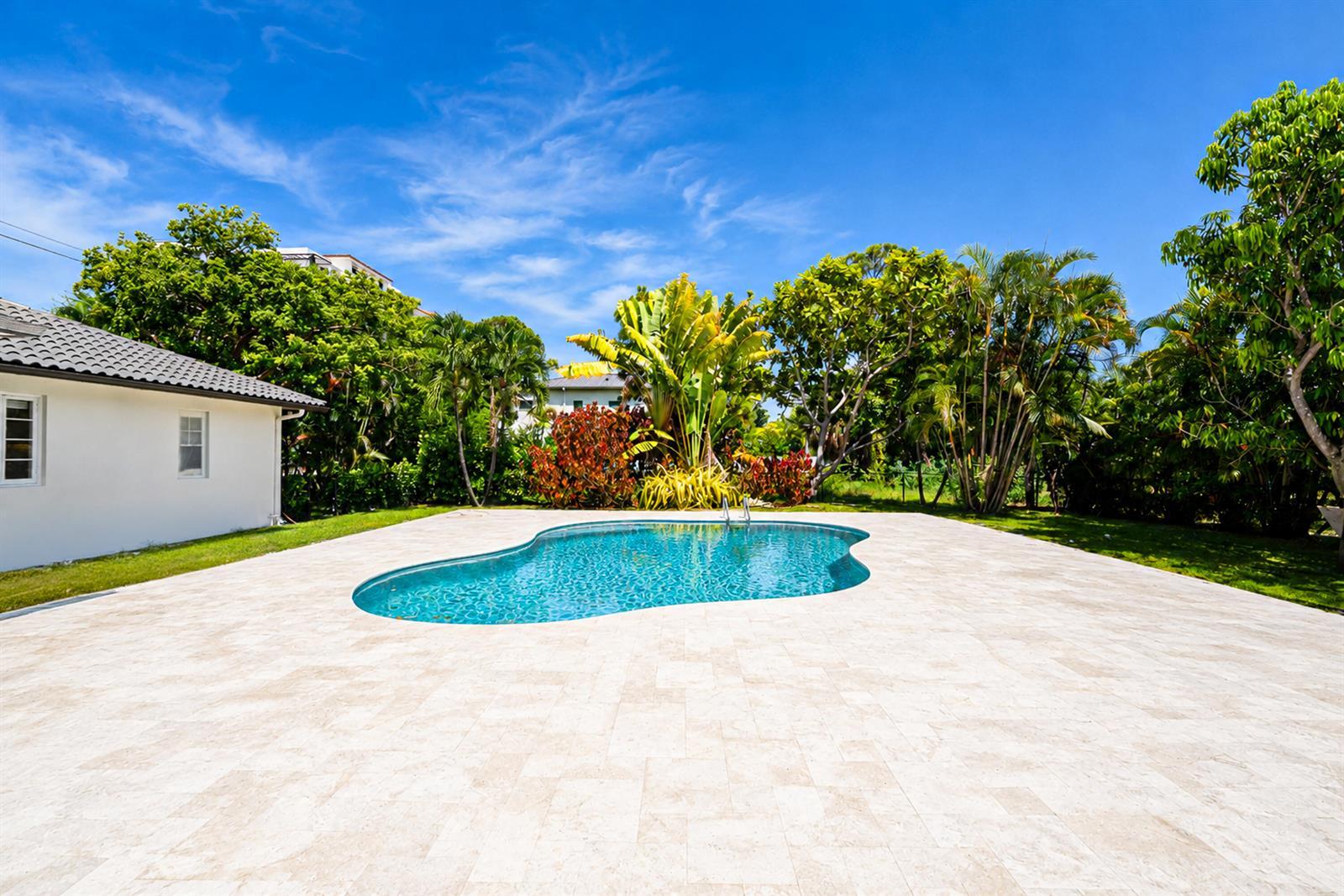 400 E Royal Palm Road, Boca Raton FL 33432 photo 3