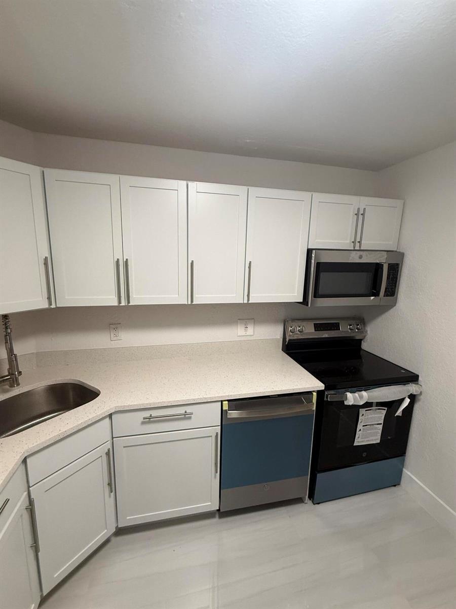 10701 Royal Palm Boulevard # 1, Coral Springs FL 33065 photo 2