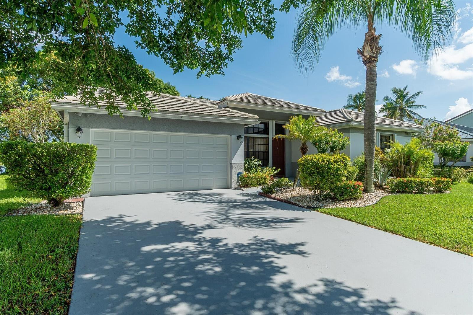 6745 Alden Ridge Drive, Boynton Beach FL 33437 photo 2