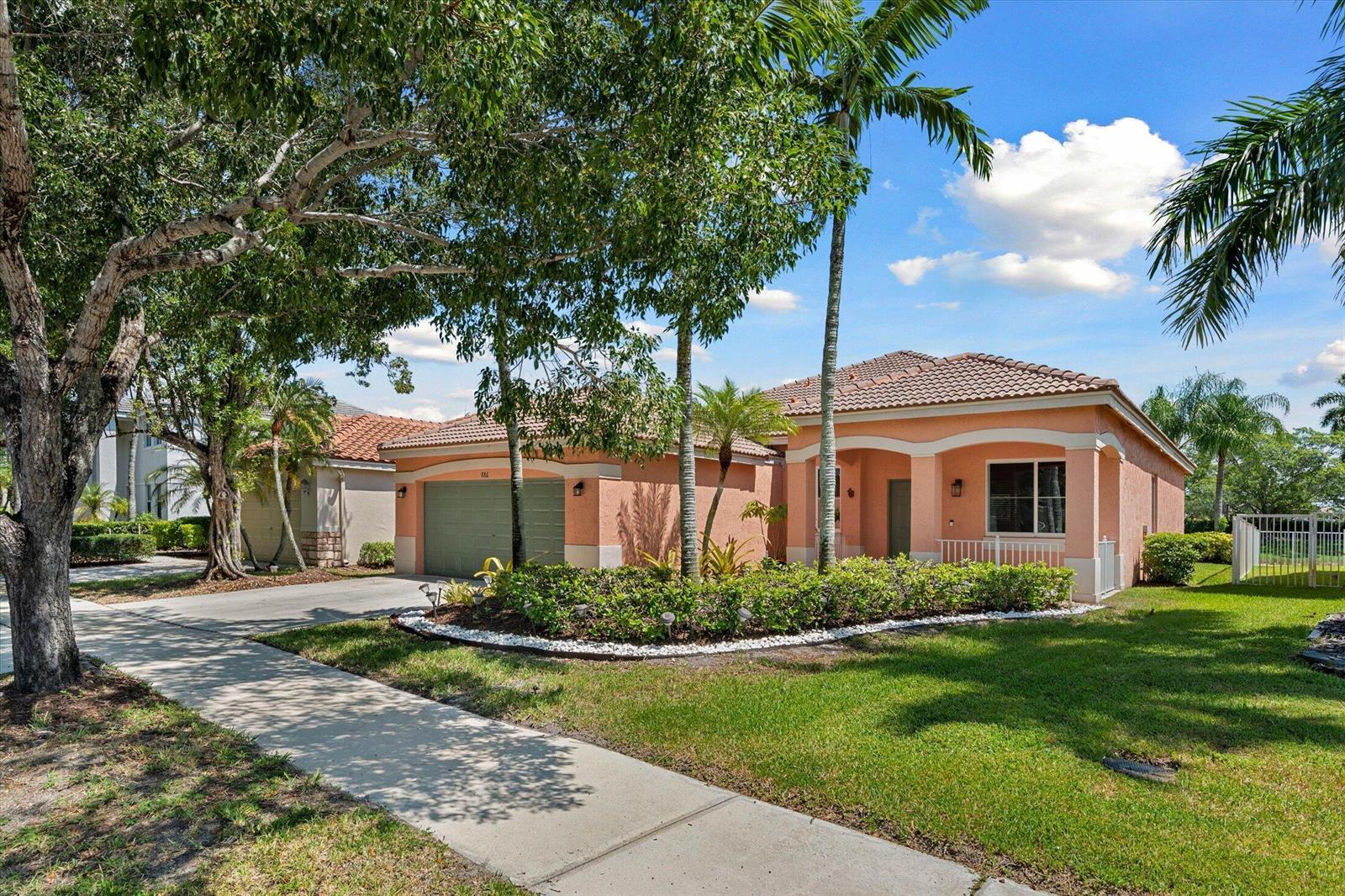 886 Sunflower Circle, Weston FL 33327 photo 3