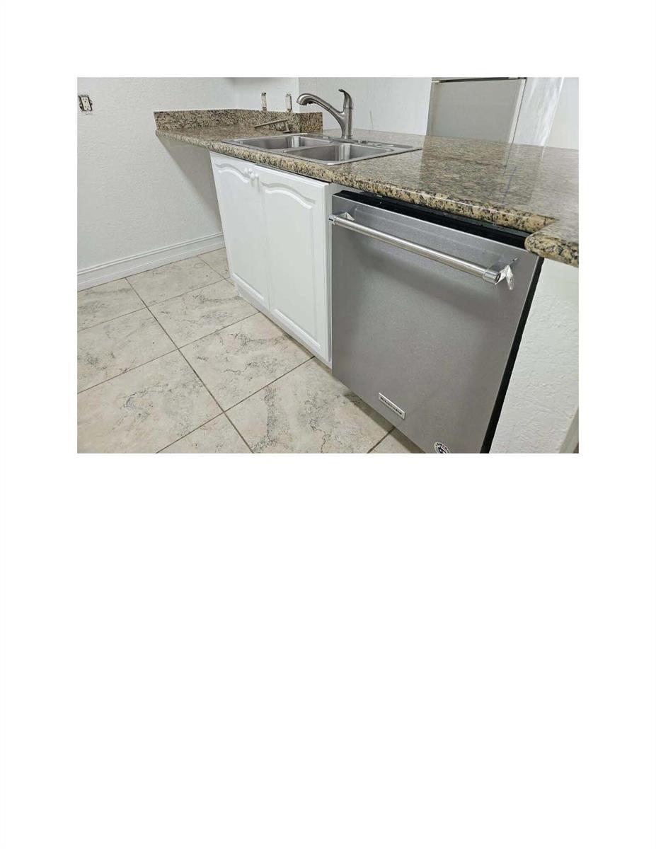 677 NE 24TH Street # 507, Miami FL 33137 photo 2