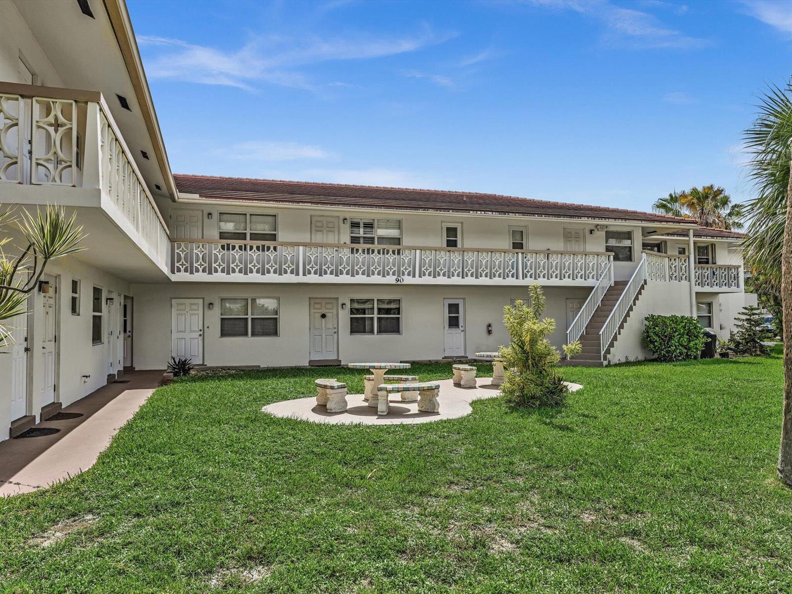 90 NE 19th Avenue # 8, Deerfield Beach FL 33441 photo 3