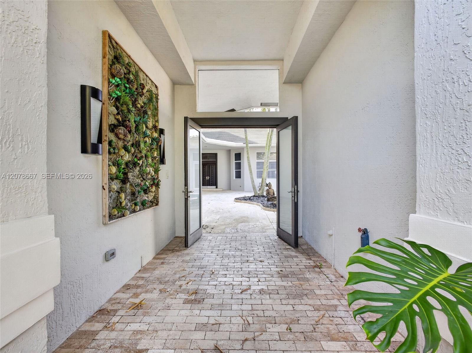 1371 Victoria Isle Dr, Weston FL 33327 photo 5