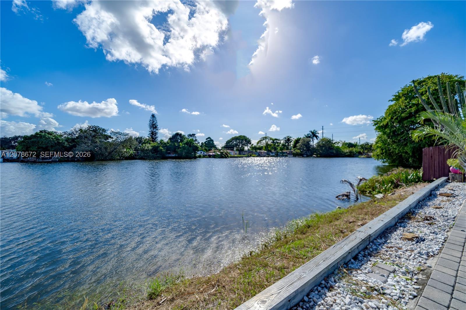 5900 N FARRAGUT DR # 0, Hollywood FL 33021 photo 2