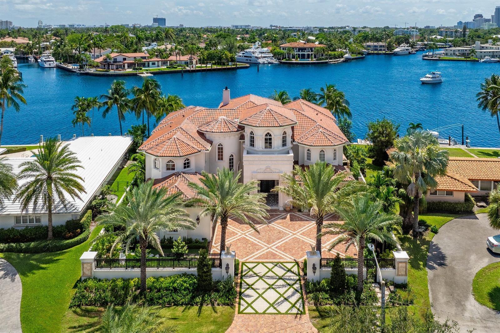 745 Middle River Drive, Fort Lauderdale FL 33304 photo 2