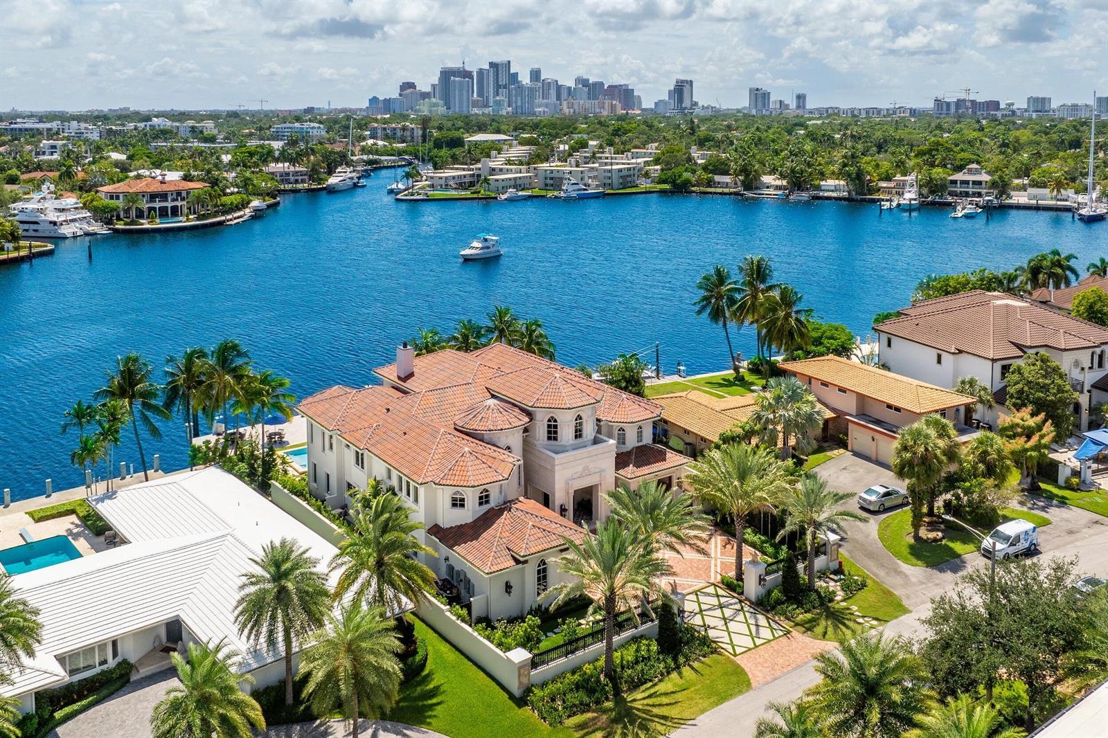 745 Middle River Drive, Fort Lauderdale FL 33304 photo 4