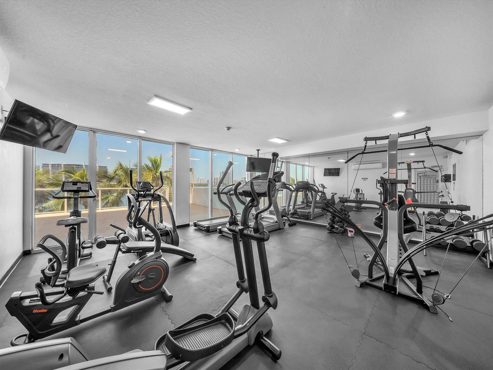 18100 N Bay Road # 707, Sunny Isles Beach FL 33160 photo 4