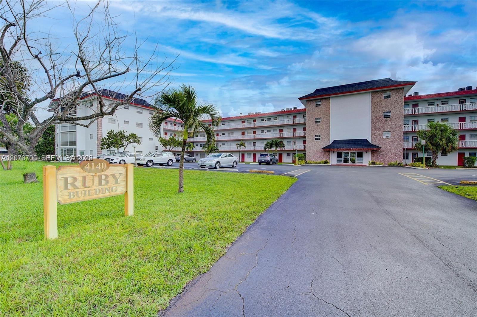 Lauderdale Lakes, FL