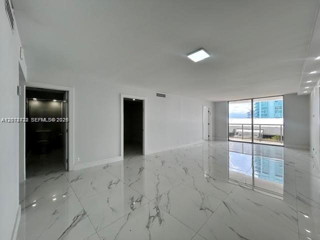 6039 Collins Ave # 1033, Miami Beach FL 33140 photo 2