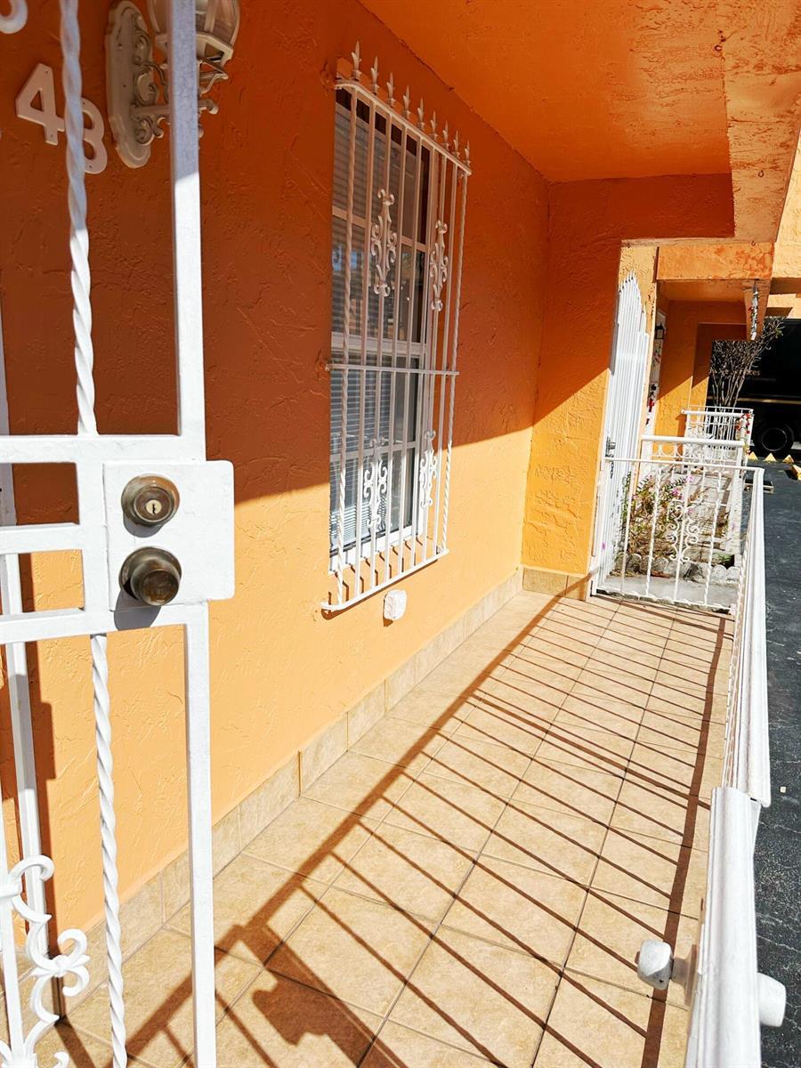 1701 W 42ND Place # 43, Hialeah FL 33012 photo 4