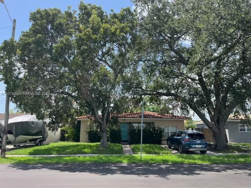 218 SE 3rd Ter, Dania Beach FL 33004 photo 2