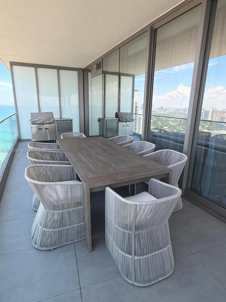 18975 Collins Ave # 2905, Sunny Isles Beach FL 33160 photo 3