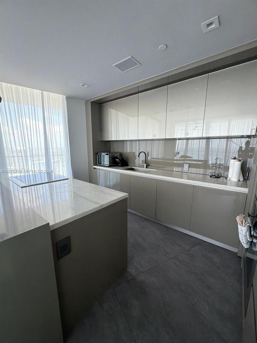 18975 Collins Ave # 2905, Sunny Isles Beach FL 33160 photo 4