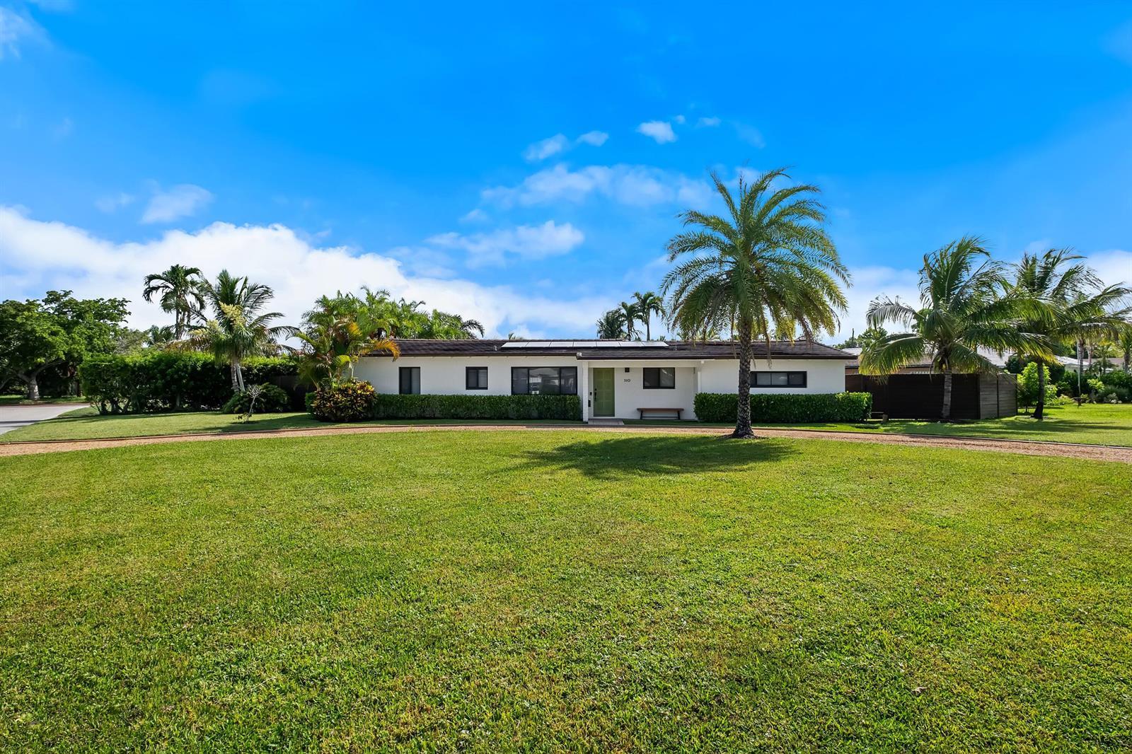 310 Orange Way, West Palm Beach FL 33405 photo 3