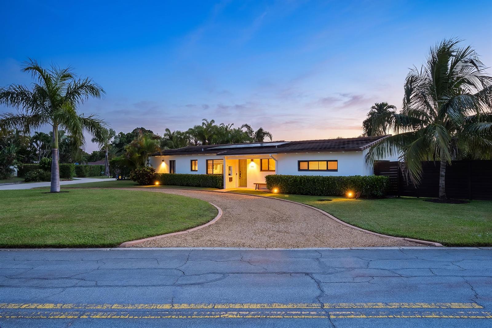 310 Orange Way, West Palm Beach FL 33405
