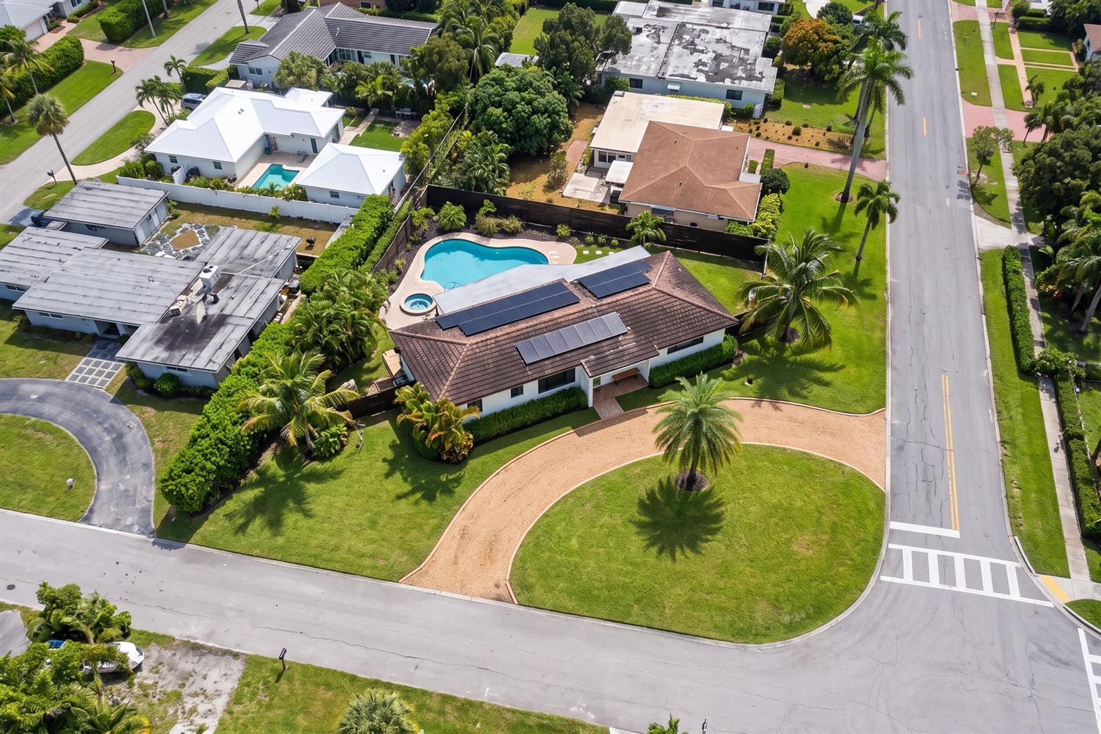 310 Orange Way, West Palm Beach FL 33405 photo 5