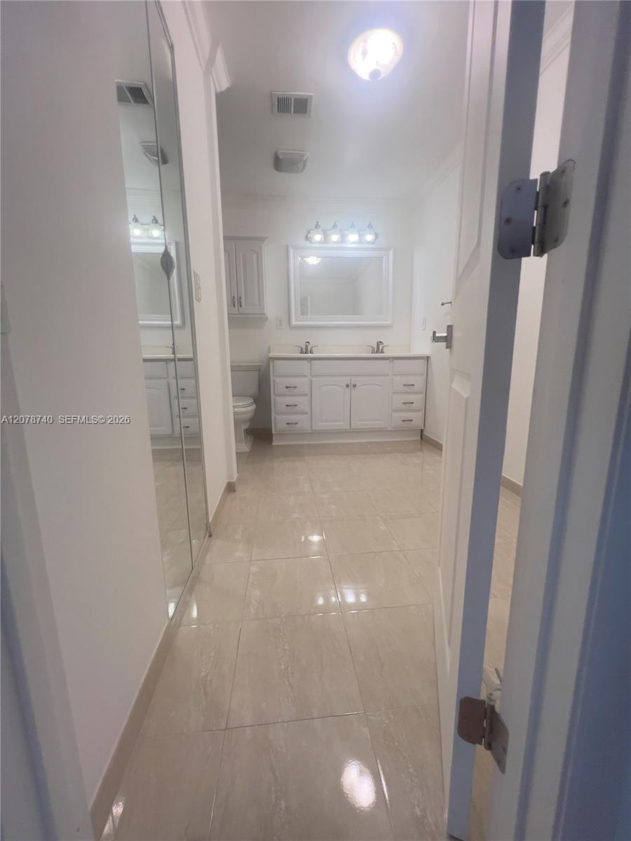 3302 Farragut St # 5f, Hollywood FL 33021 photo 5