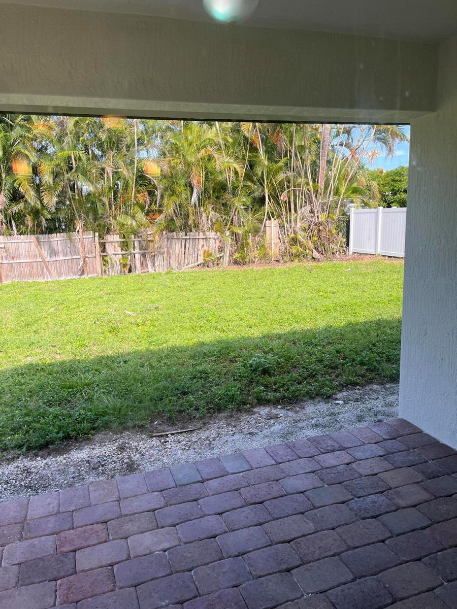 2475 FAITH Avenue, West Palm Beach FL 33417 photo 4