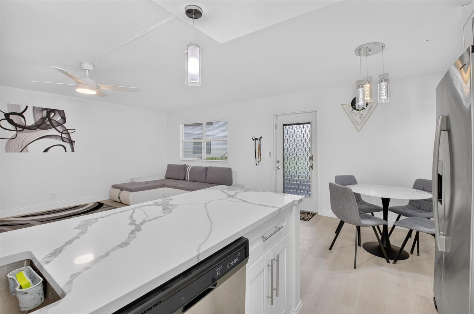 352 Brittany H, Delray Beach FL 33446 photo 5