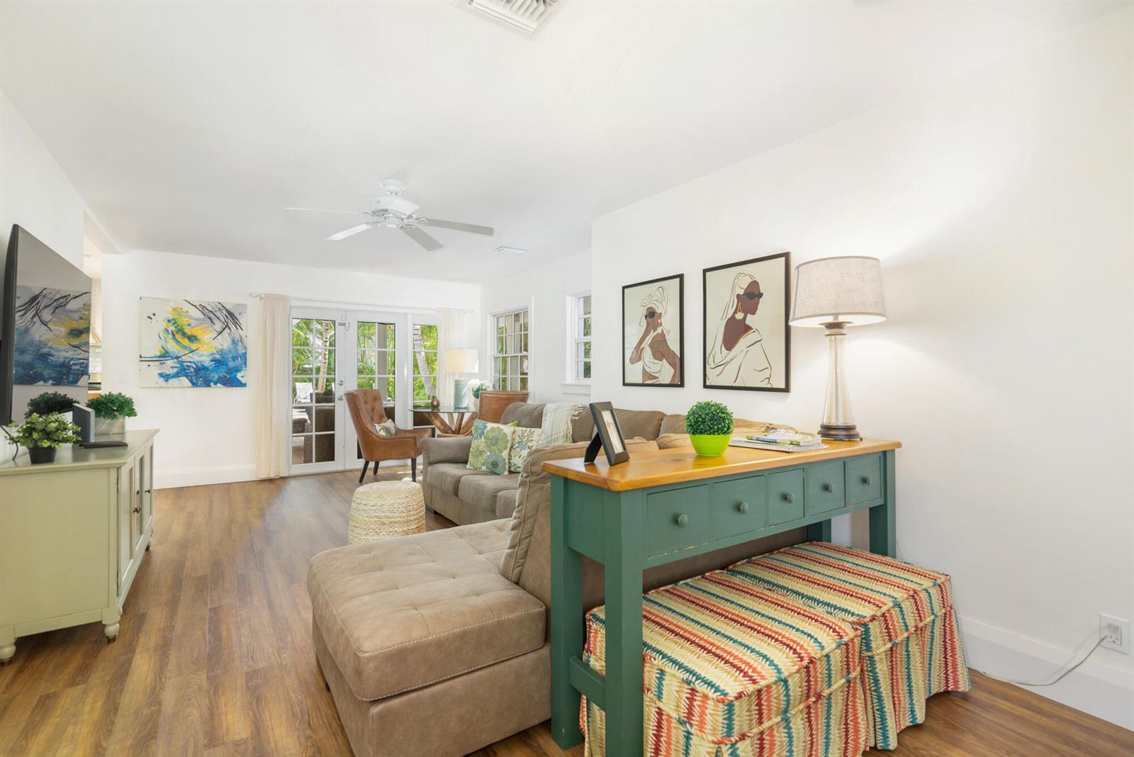 609 PALM Street, West Palm Beach FL 33401 photo 5
