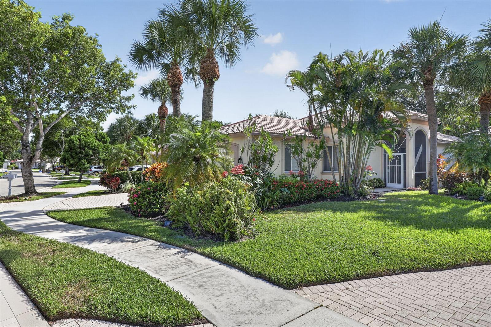 9106 BAY POINT Circle, West Palm Beach FL 33411 photo 3