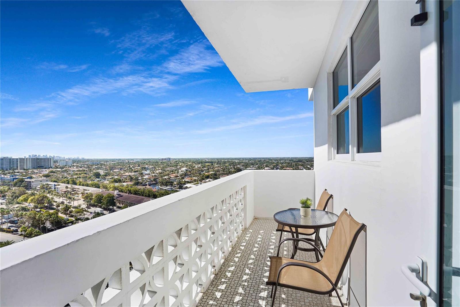 4250 GALT OCEAN Drive, Fort Lauderdale FL 33308 photo 2