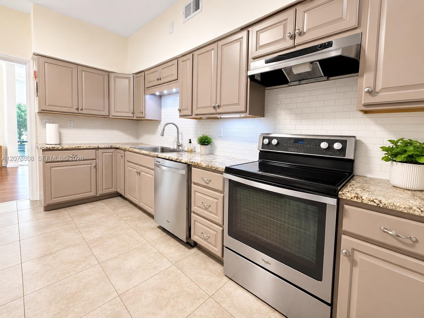 9400 E Bay Harbor Dr # 3, Bay Harbor Islands FL 33154 photo 3