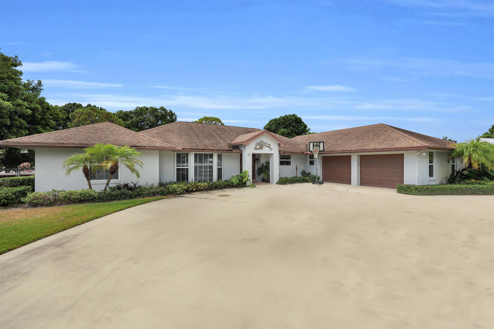 64 SE Turtle Creek Drive, Tequesta FL 33469 photo 2