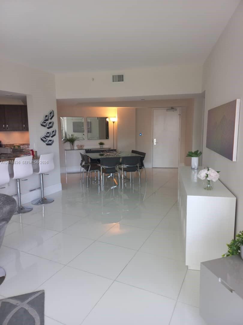 20000 E Country Club Dr # 1212, Aventura FL 33180 photo 4
