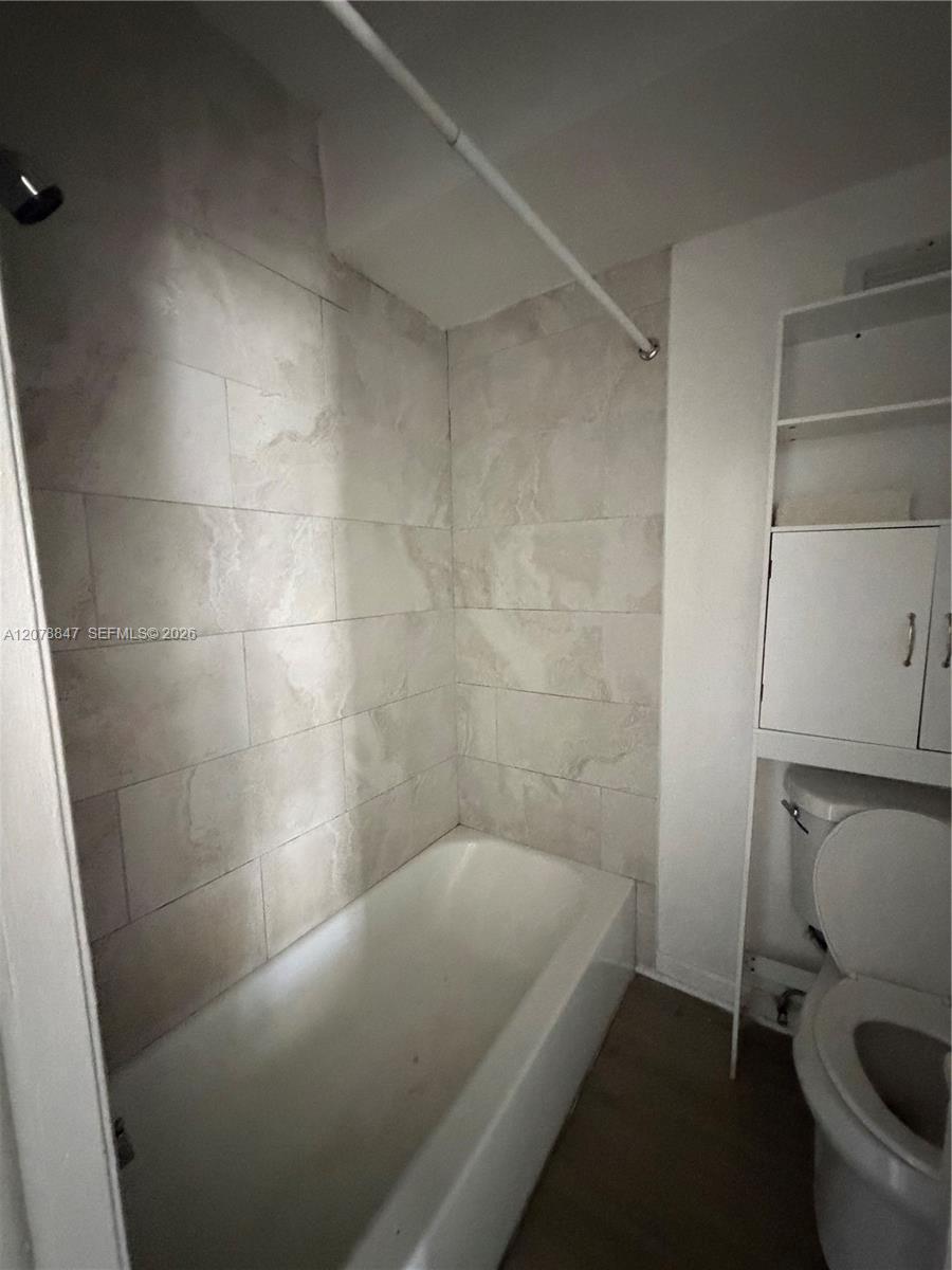 1560 SW 5th St # 5, Miami FL 33135 photo 4