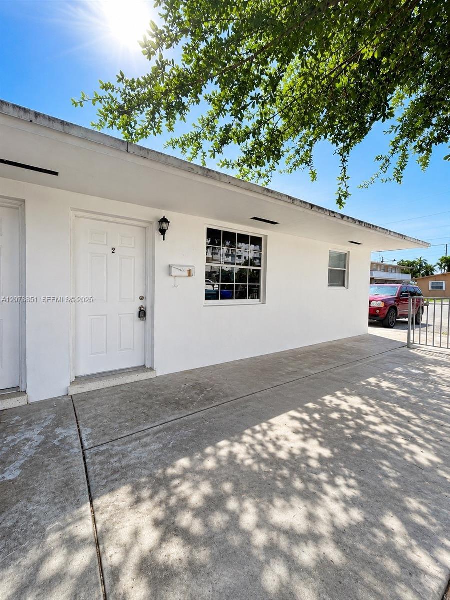 10841 SW 7th St # 1, Sweetwater FL 33174