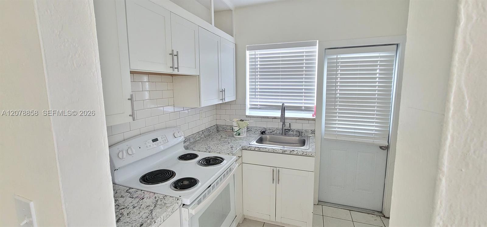 141 NE 168th St # 0, North Miami Beach FL 33162 photo 2