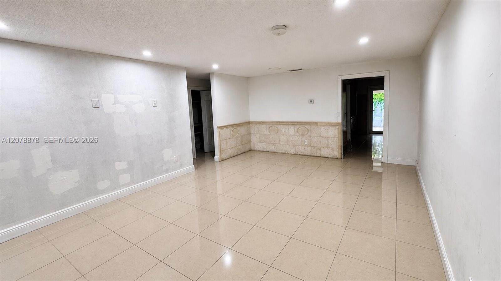 18820 NW 45th Ave, Miami Gardens FL 33055 photo 2