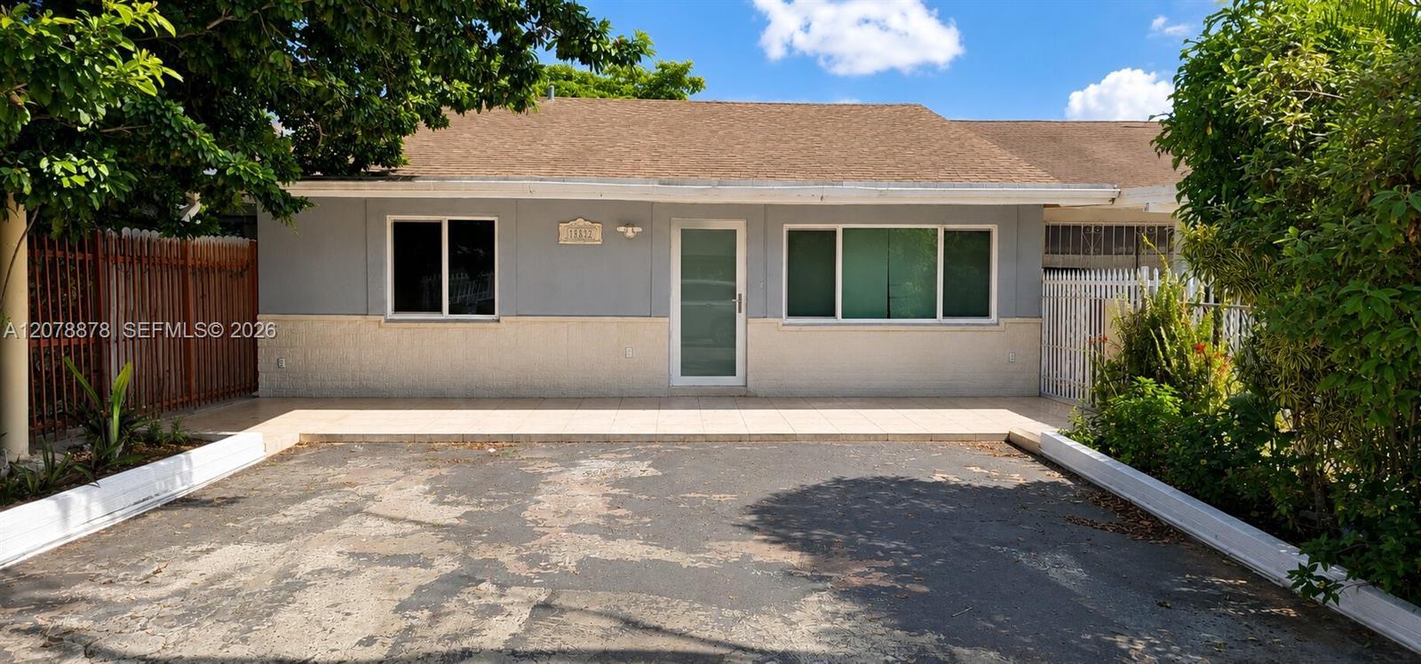 18820 NW 45th Ave, Miami Gardens FL 33055